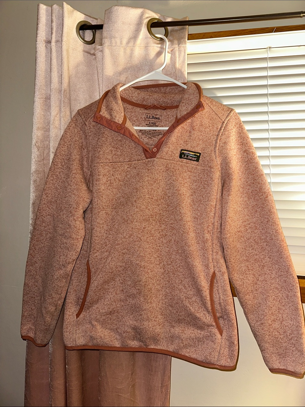 L.L. Bean Women’s Heathered Blush Fleece Pullover